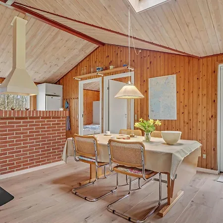 Cozy Home In Spottrup With Wifi 펜션 *