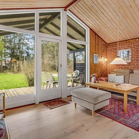 펜션 Cozy Home In Spottrup With Wifi *